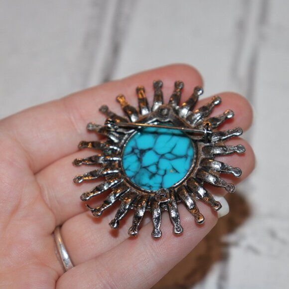 🌵 Vintage Silver & Faux Turquoise Brooch – 2" Wide  💙 - Picture 2 of 4